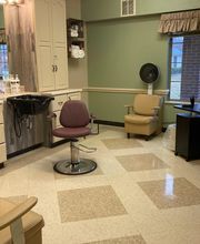 Majestic Care of Flushing Assisted Living image 3