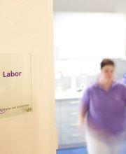 Urologische Gemeinschaftspraxis Dr. Momeni , Dr. Jaeger, Dr. Strasser Urologie, Andrologie und Medikamentöse Tumortherapie Bild 10