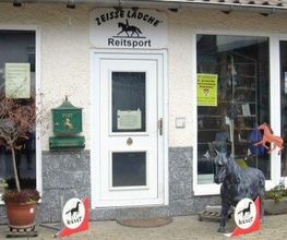 Zeisse Lädche', Reitsport Bild 1