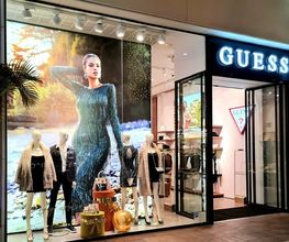GUESS imagen 1