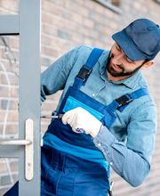 C.L.M Puertas y automatismos imagen 4