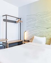 B&B HOTEL Poitiers Aéroport image 2