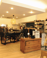 Naia Boutik image 7