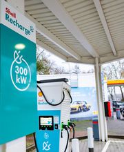Shell Recharge Charging Station Bild 4