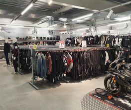 POLO Motorrad Store Oftringen Bild 3