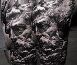 Dark Grey Tattoo Bild 7