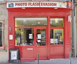 Photo Flash Evasion image 7
