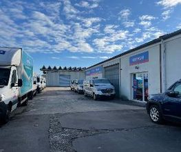Rent A Car image 10