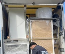 N&B Round Transport Bild 1