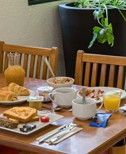 B&B HOTEL Rouen Centre Rive Gauche image 5