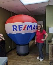 RE/MAX Benchmark image 5