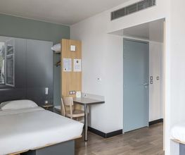 B&B HOTEL Montargis image 7