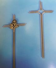 cruces_con_rosa_y_sin_rosa_inox.jpg