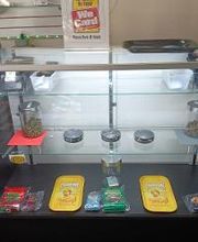 Exotic Strains Smoke N vape image 8