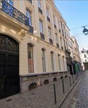 Damart Lille image 17