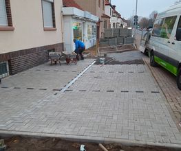 Pflasterarbeiten mit mehrdimensionalen Gefälle