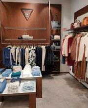 GUESS immagine 11