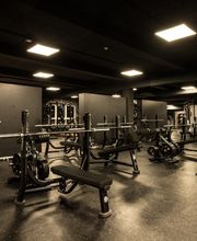 Fitness First Hamburg Bahrenfeld - Geräte Training