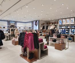 GUESS imagen 8