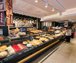 Junge Die Bäckerei. Bild 4