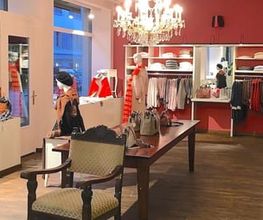 Boutique Manuela Zug Bild 5