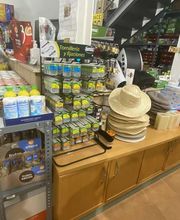 Ferretería y productos agroganaderos El Chozo imagen 5