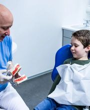 Zahnärztliche Gemeinschaftspraxis Dr. Christiane Ternes & Ulrich Gattermann Bild 4