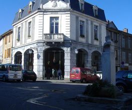 Mairie - Aspet image 1