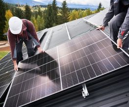 Gemeinsam entwickeln wir das für Sie passende Energiekonzept, das auf Ihre Bedürfnisse zugeschnitten ist. Unsere innovativen Lösungen geben Ihnen die Möglichkeit, unabhängiger von den Schwankungen der Strompreise zu werden.