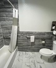 Platinum Inn Pasadena / Deer Park Area image 1