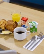 B&B HOTEL Fréjus Puget-sur-Argens image 2