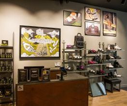 Dr. Martens image 2
