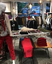 BAYARD CO LTD GALERIES Bild 3