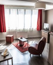 B&B HOME Caen Centre Gare image 9