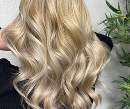 Goldene Schere - Friseur - Stade Bild 3