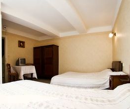 Maison Bourrel Castan image 2