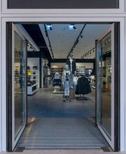 Calvin Klein Outlet immagine 2