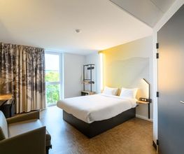 B&B HOTEL Compiègne image 2
