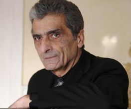 Valli Raymond image 1