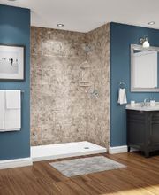 Thirty-3 Bath image 1