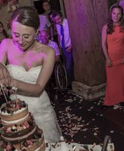 Hochzeitstorte Anschnitt - Wolfgang Schmidberger | Hochzeitsfotograf Stuttgart