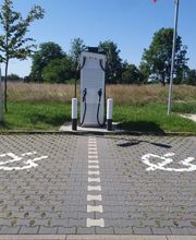 Shell Recharge Charging Station Bild 2