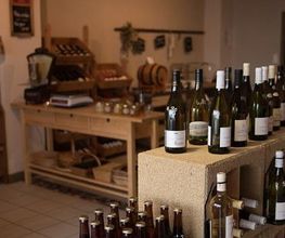 Plus Que du Vin image 2