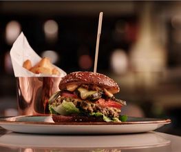 STOKE Bar & Restaurant Bild 11
