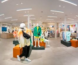 Lacoste Cannes image 3