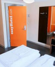 easyHotel Zürich City Centre Bild 9