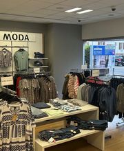 AWG Mode Center Mössingen Bild 1