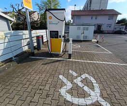 Shell Recharge Charging Station Bild 1
