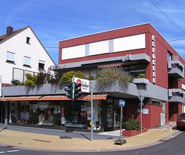 Aussenansicht der Linden-Apotheke
