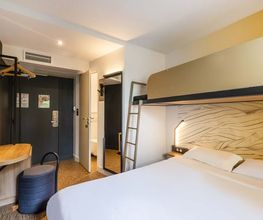 B&B HOTEL Cholet Nord image 6